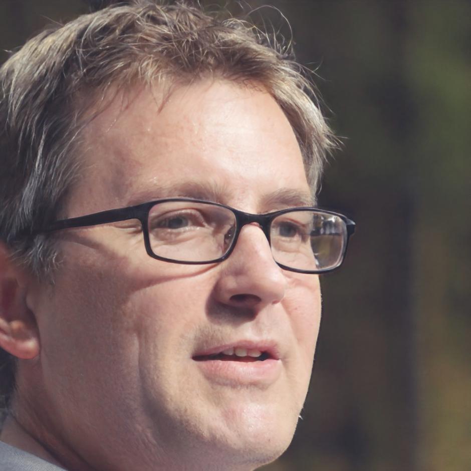 Портрет викладача Дмитра